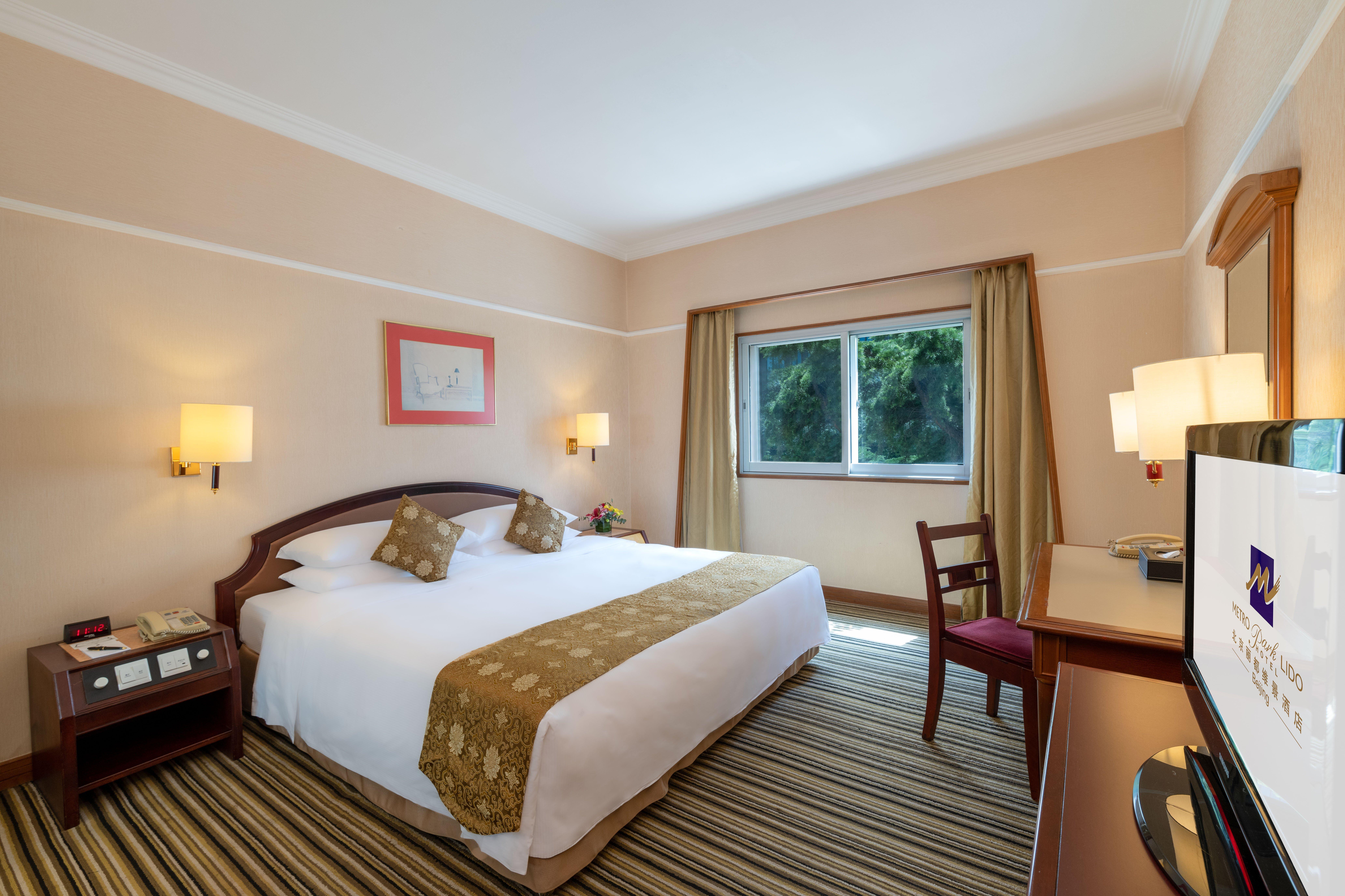 Metropark Lido 4*