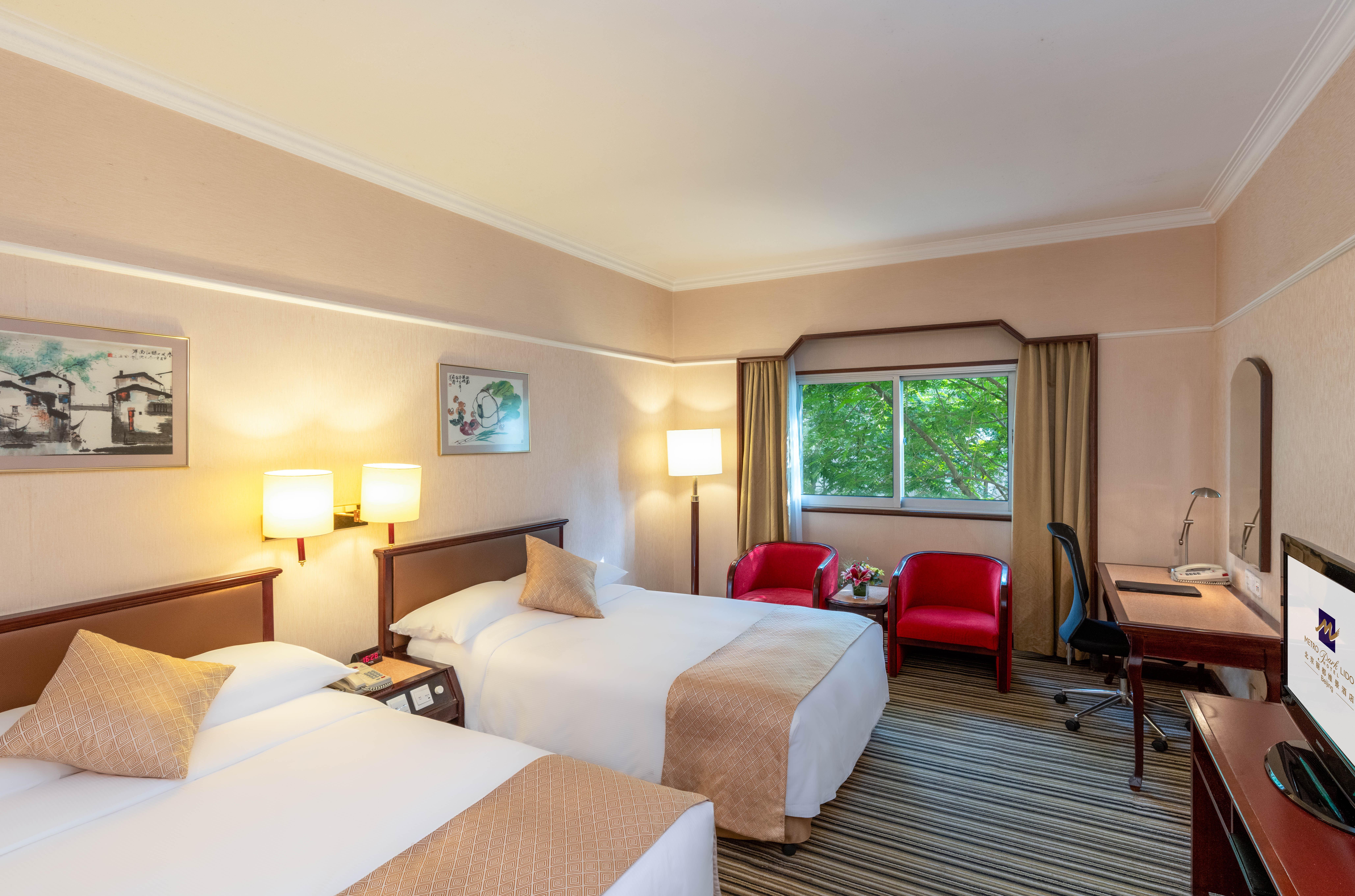Metropark Lido Hotel 4*